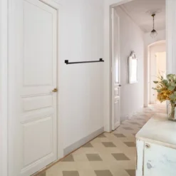 24" Karsen Towel Bar Oil Rubbed Bronze - Design House